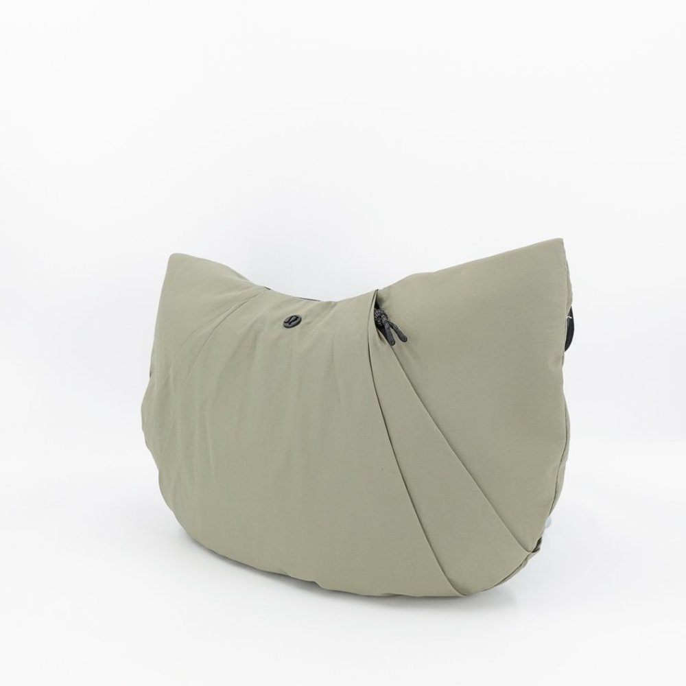 Lululemon Pleated Shoulder Bag 10L Grey Sage - Picture 3 of 12